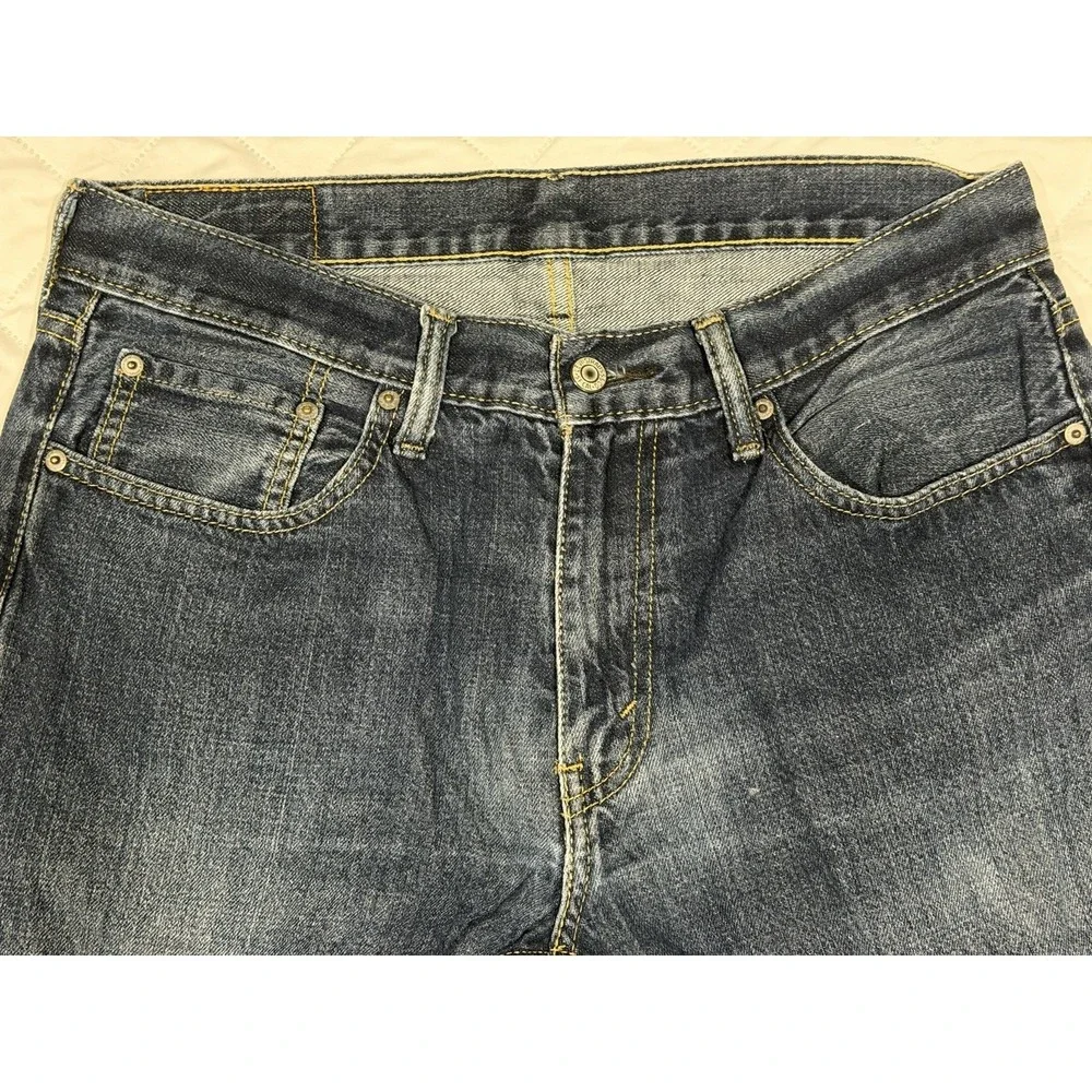 Levis 559 33X32 Actual 34X30 Mens‎ Blue Jeans 100% Cotton Medium Wash